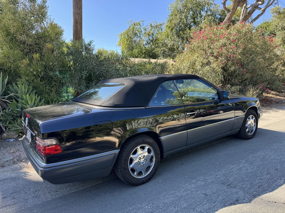 1995 Mercedes-Benz W124 E-Class - Image 14 of 31