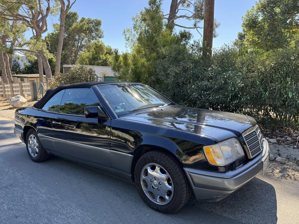 1995 Mercedes-Benz W124 E-Class - Image 17 of 31
