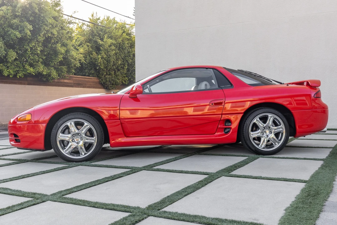 1995 Mitsubishi 3000GT Series 2 - Image 15 of 31