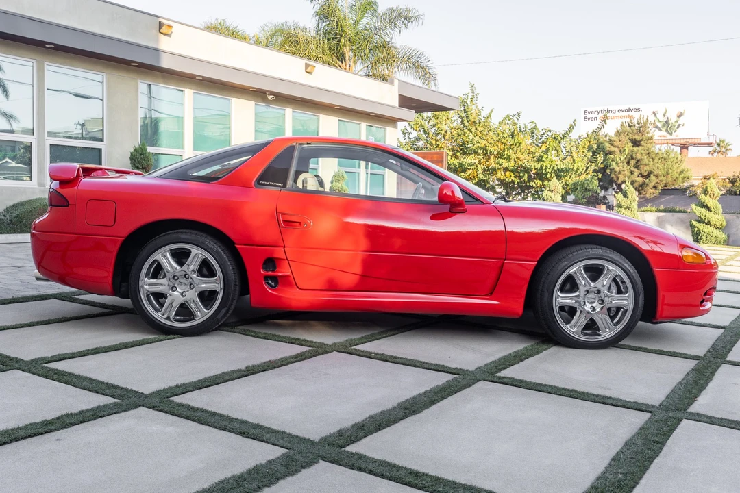 1995 Mitsubishi 3000GT Series 2 - Image 11 of 31