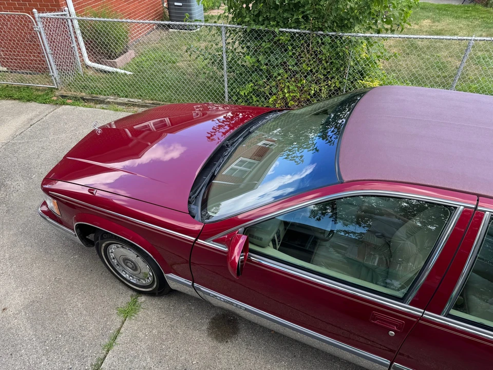 1996 Cadillac Fleetwood - Image 20 of 31
