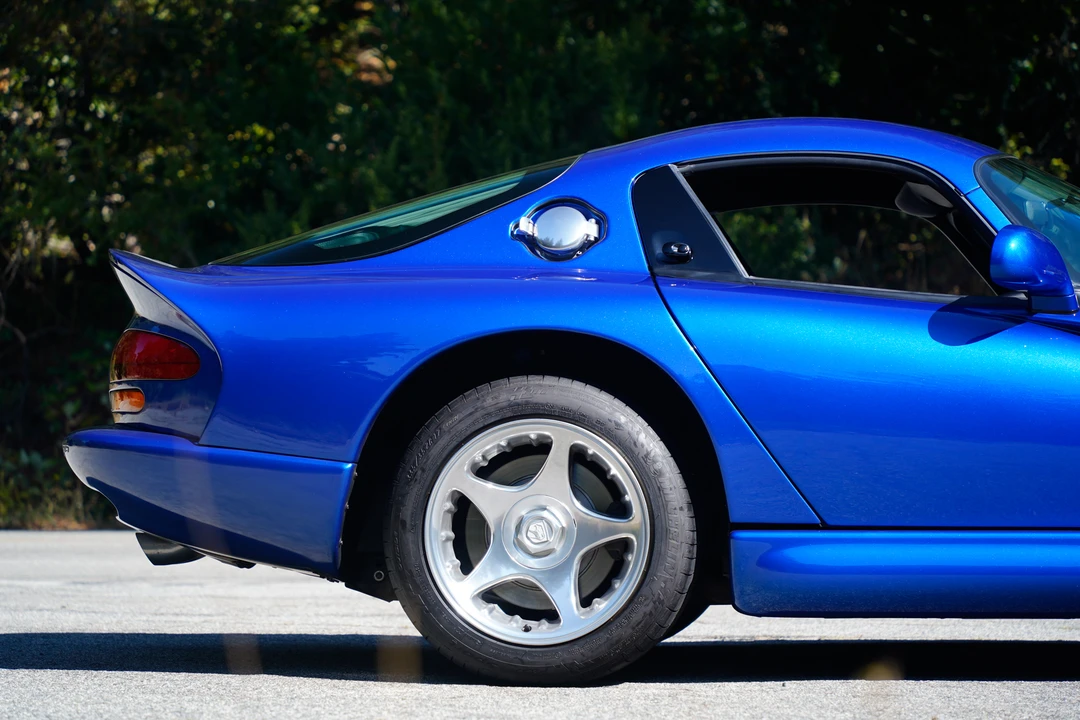 1996 Dodge Viper GTS 2nd Gen - Image 26 of 31