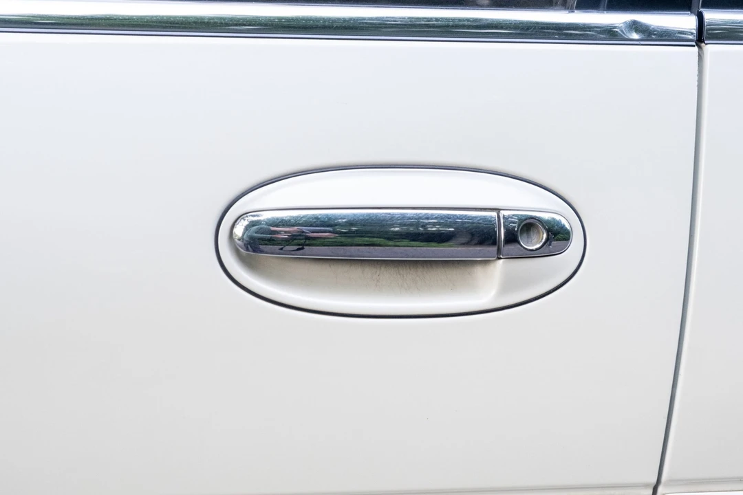 1996 Infiniti J30 - Image 25 of 31