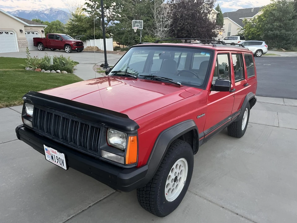 1996 Jeep XJ Cherokee - Image 2 of 31