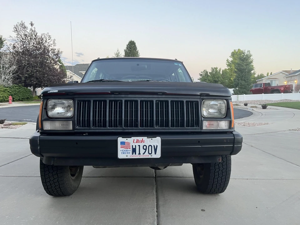 1996 Jeep XJ Cherokee - Image 24 of 31