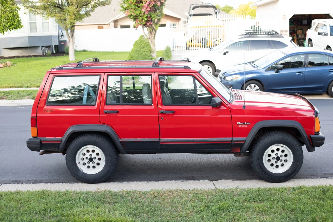 1996 Jeep XJ Cherokee - Image 16 of 31