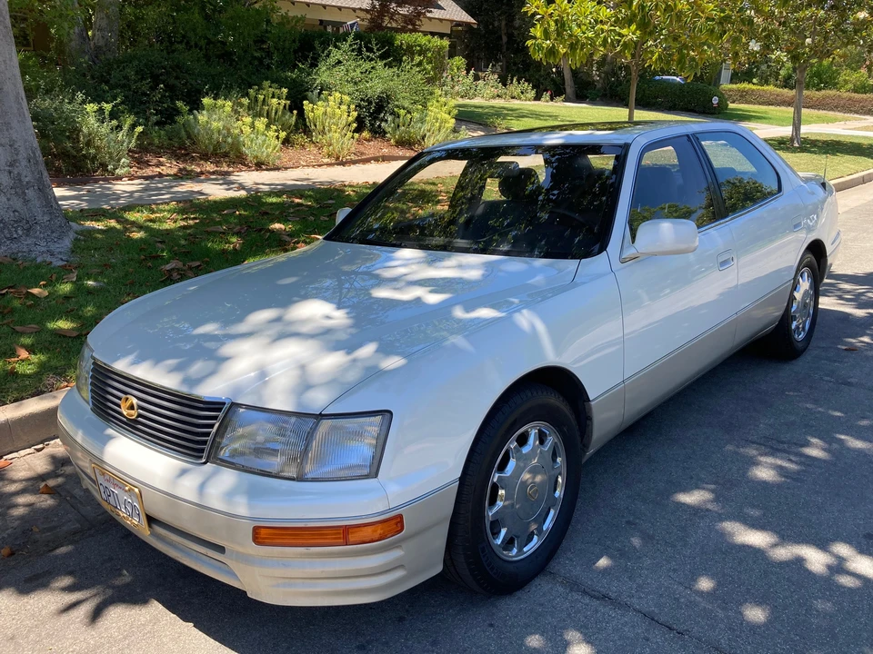 1996 Lexus LS 2nd Gen - Image 3 of 31