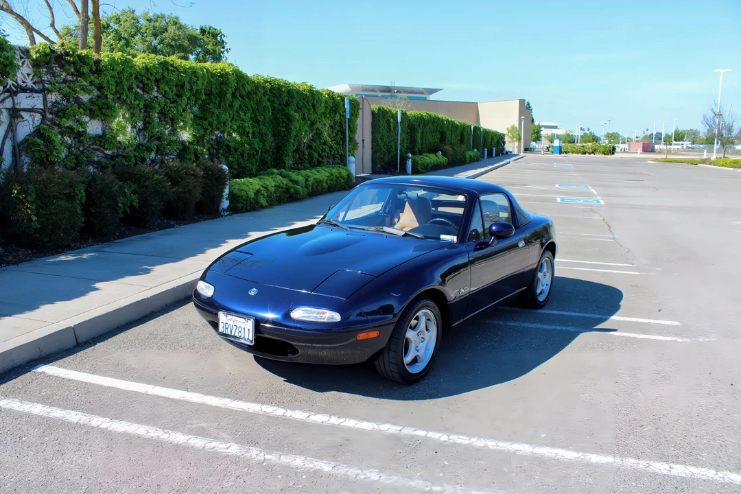 1996 Mazda NA MX-5 Miata - Image 2 of 31