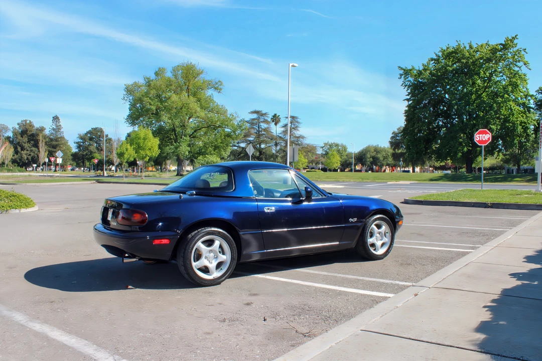1996 Mazda NA MX-5 Miata - Image 17 of 31