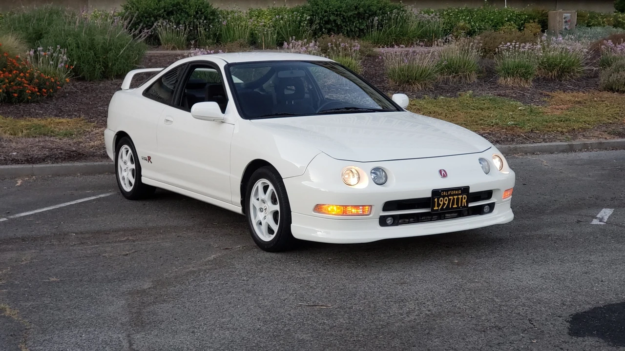 1997 Acura Integra Type R 3rd Gen - Image 9 of 31