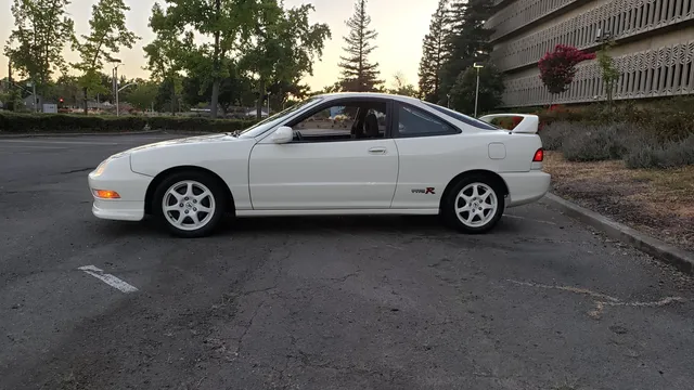 1997 Acura Integra Type R 3rd Gen - Image 3 of 31