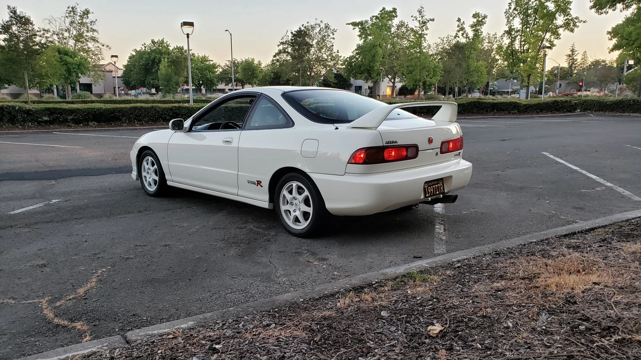 1997 Acura Integra Type R 3rd Gen - Image 4 of 31