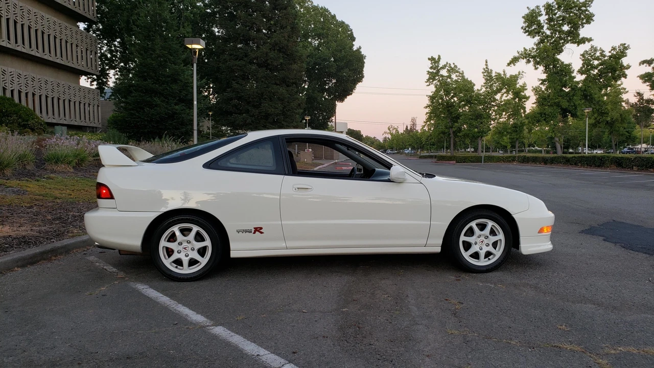 1997 Acura Integra Type R 3rd Gen - Image 7 of 31