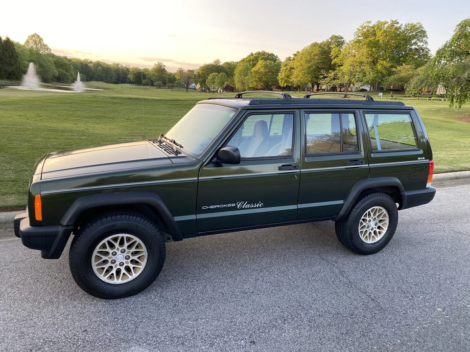 1997 Jeep XJ Cherokee - Image 4 of 31