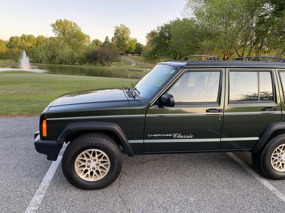 1997 Jeep XJ Cherokee - Image 26 of 31