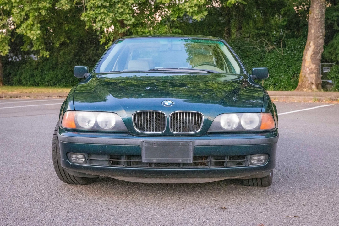 1998 BMW E39 540i - Image 3 of 31