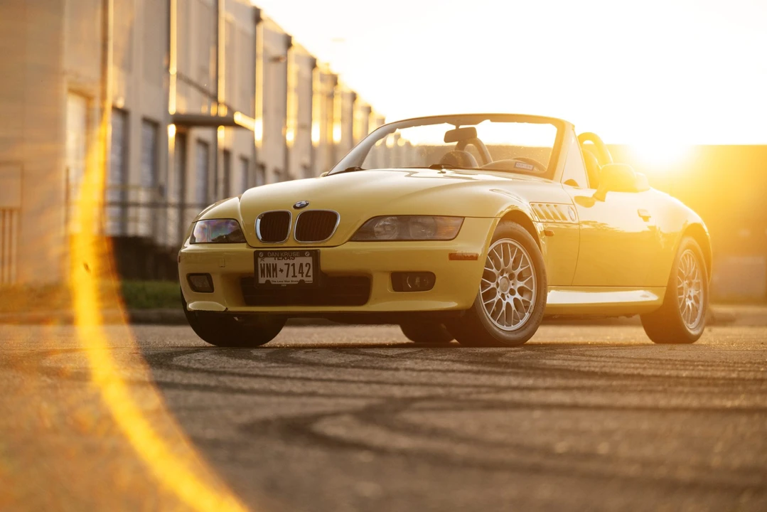 1998 BMW Z3 Roadster - Image 2 of 31