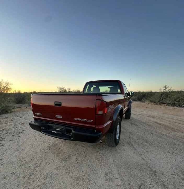 1998 Chevrolet S-10 - Image 12 of 31