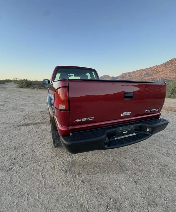 1998 Chevrolet S-10 - Image 9 of 31
