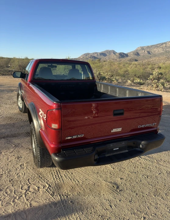 1998 Chevrolet S-10 - Image 29 of 31