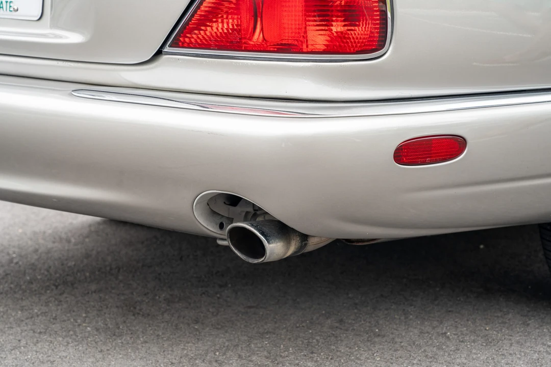 1998 Jaguar X308 XJR - Image 16 of 31