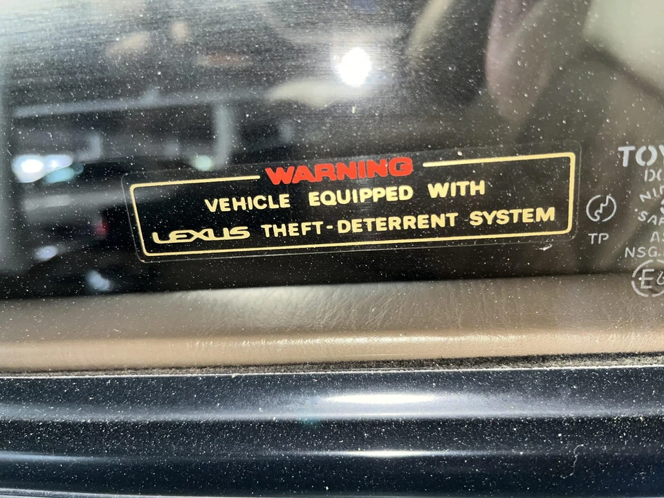 1998 Lexus LX 2nd Gen - Image 23 of 31