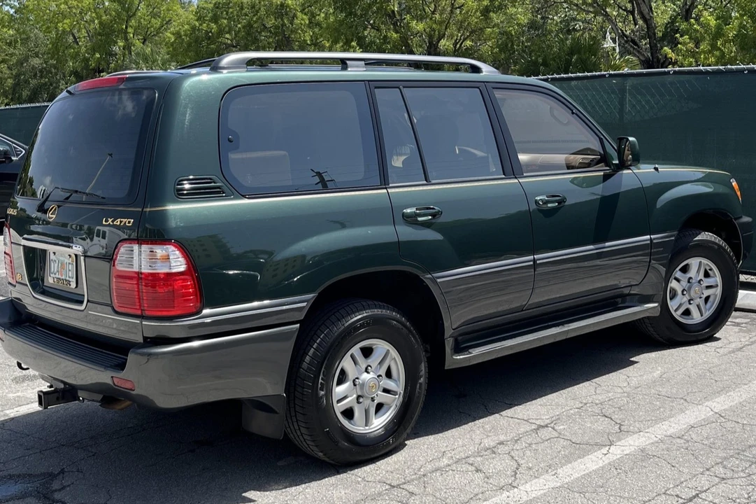 1998 Lexus LX 2nd Gen - Image 6 of 31