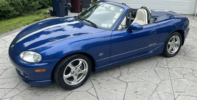 1999 Mazda MX-5 Miata 10th Anniversary Edition Convertible