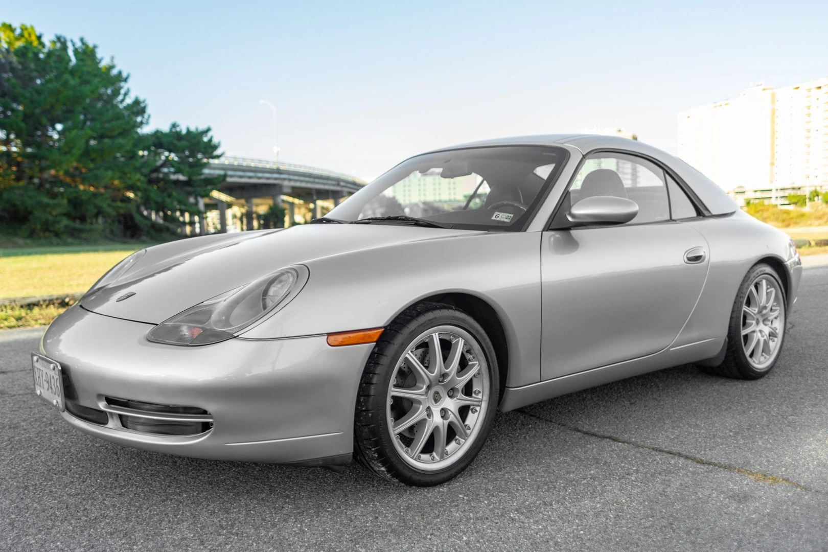V1999996