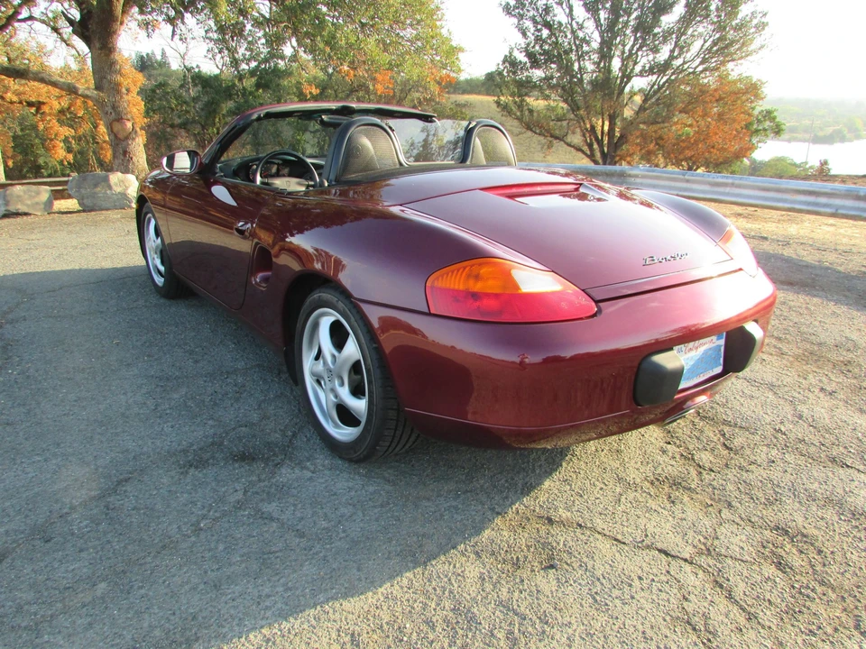 1999 Porsche 986 Boxster - Image 14 of 31