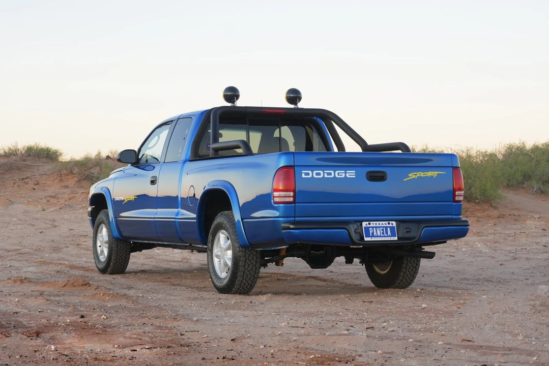 2000 Dodge Dakota 2nd Gen - Image 5 of 31