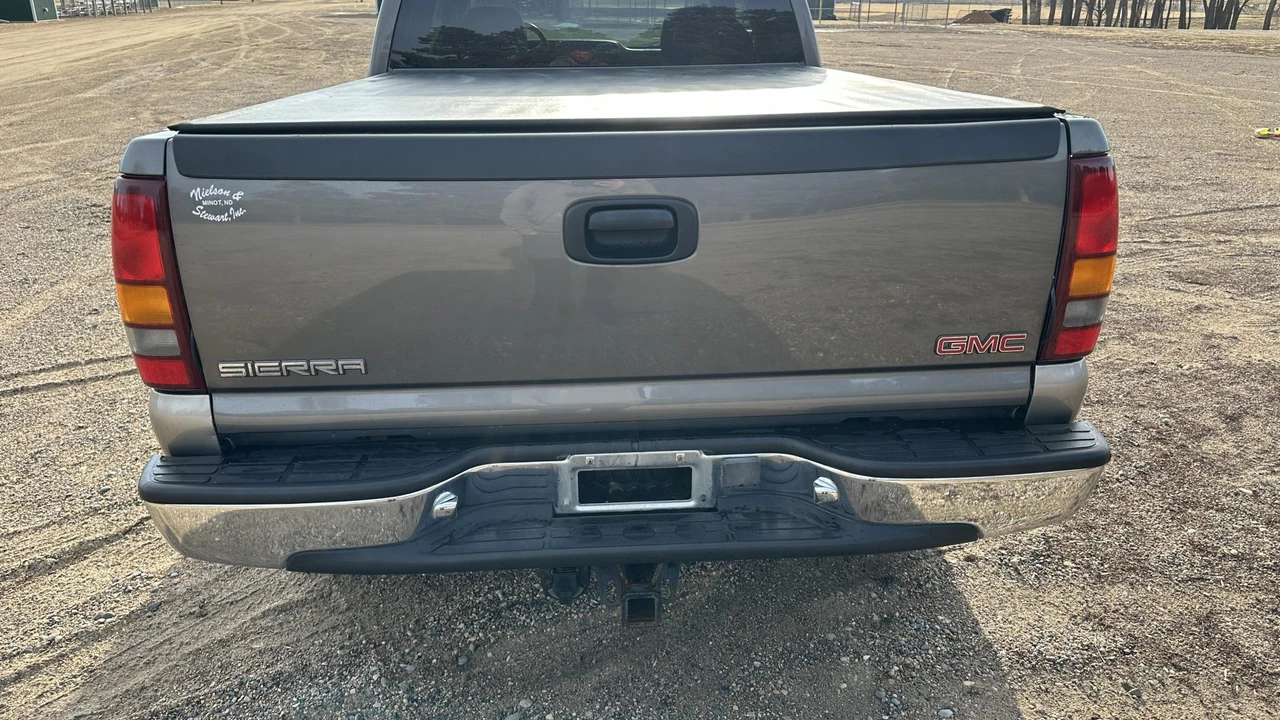 2000 GMC Sierra 2nd Gen - Image 20 of 31