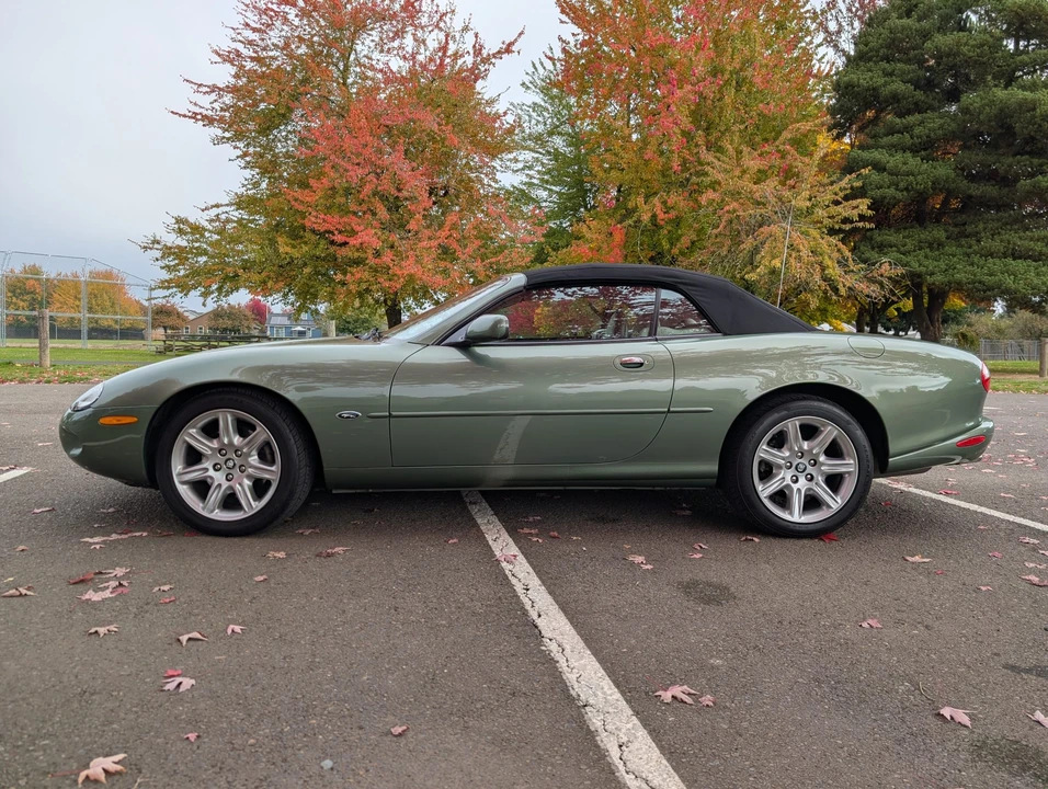 2000 Jaguar X100 XK8 - Image 11 of 31