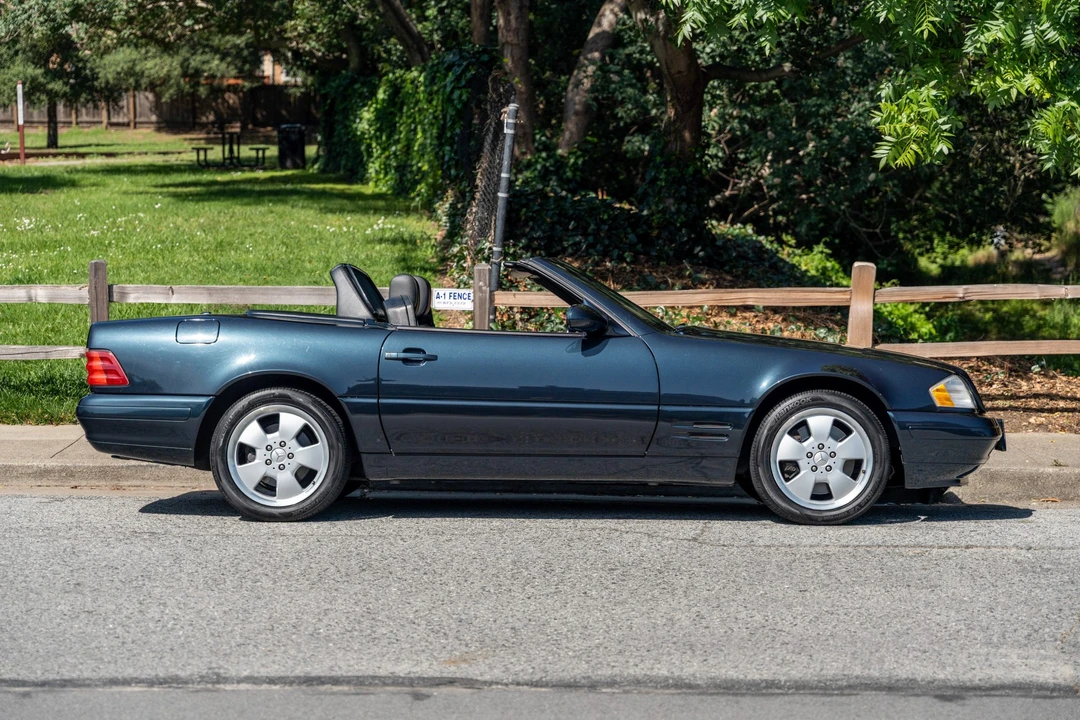 2000 Mercedes-Benz R129 SL-Class - Image 8 of 31
