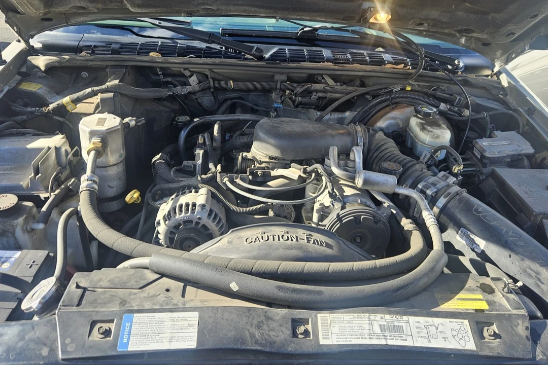2001 Chevrolet S-10 Blazer 2nd Gen - Image 6 of 7