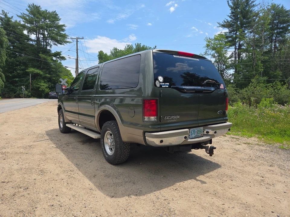 2001 Ford Excursion - Image 16 of 31
