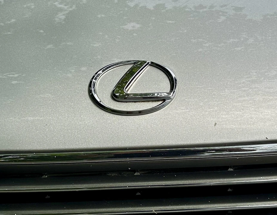 2001 Lexus ES 3rd Gen - Image 26 of 31