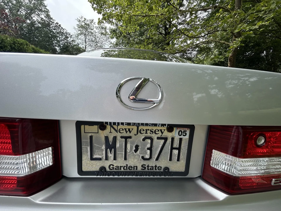 2001 Lexus ES 3rd Gen - Image 24 of 31