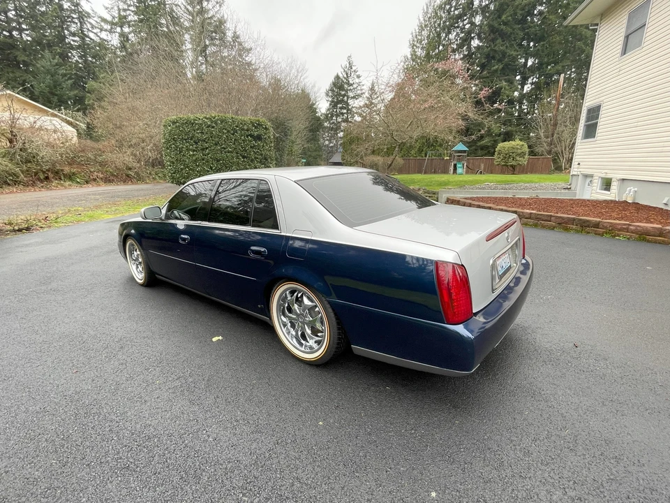 2002 Cadillac DeVille 8th Gen - Image 10 of 31