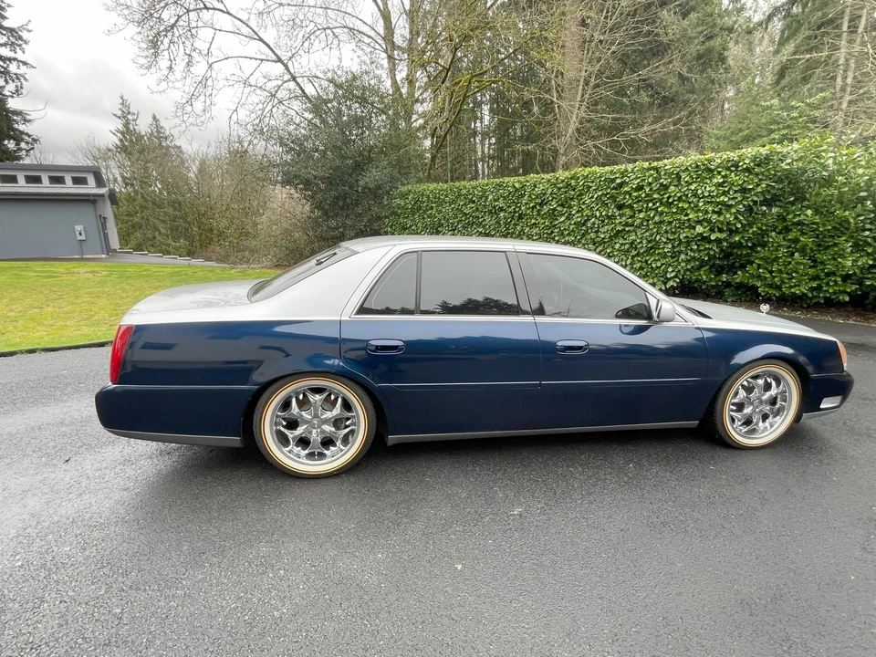 2002 Cadillac DeVille 8th Gen - Image 16 of 31