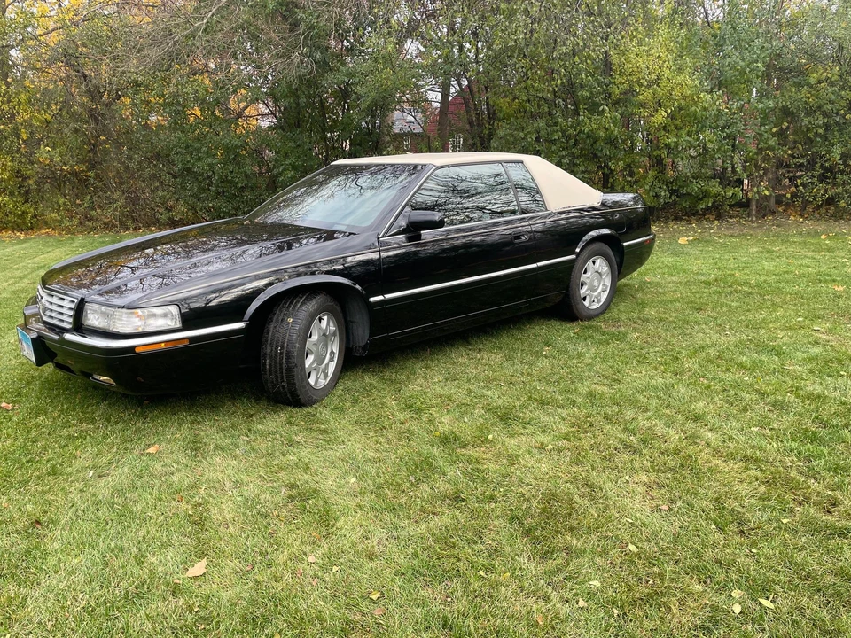 2002 Cadillac Eldorado 12th Gen - Image 2 of 31