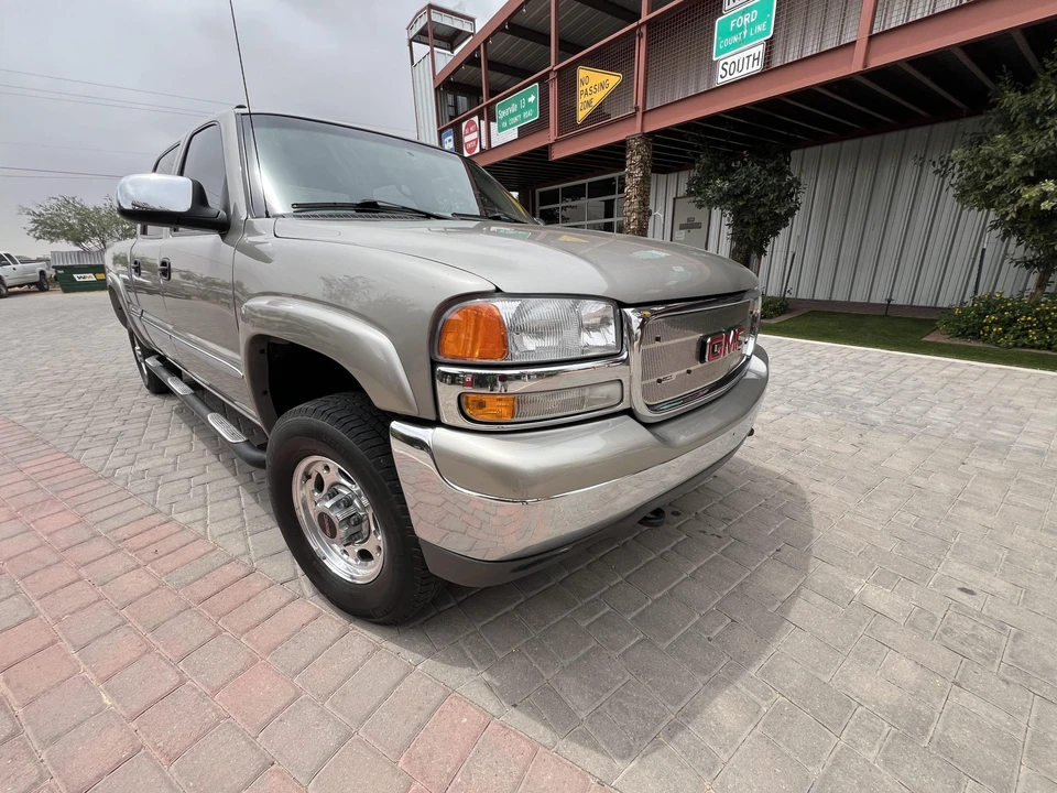 2002 GMC Sierra Heavy Duty 2nd Gen - Image 20 of 31