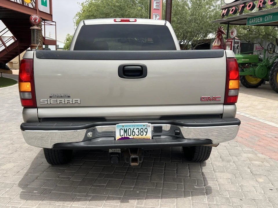 2002 GMC Sierra Heavy Duty 2nd Gen - Image 13 of 31