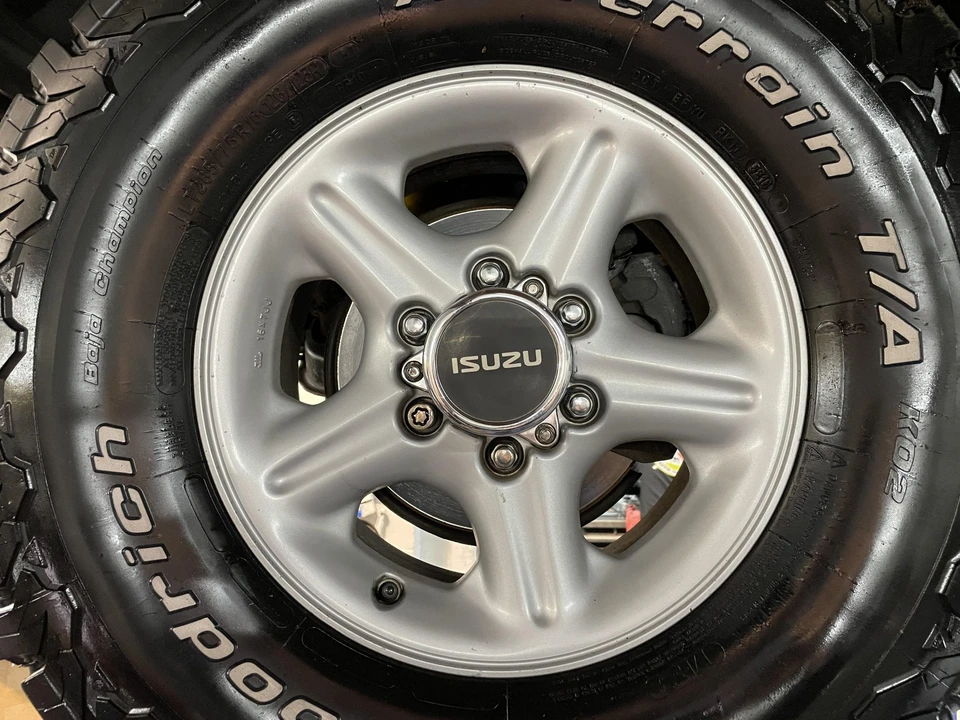 2002 Isuzu Trooper - Image 22 of 31