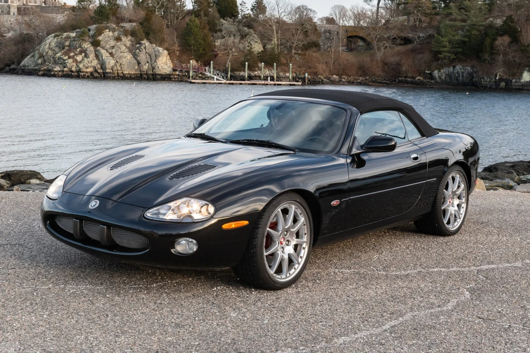 2002 Jaguar X100 XKR - Image 2 of 31