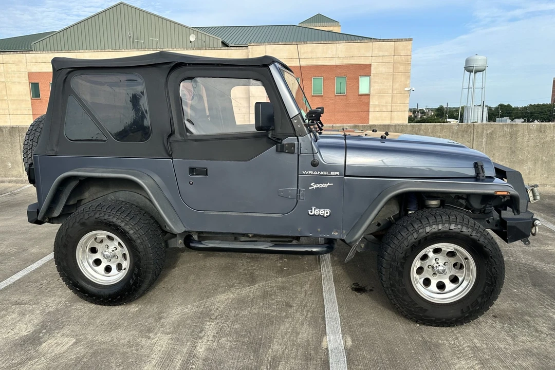 2002 Jeep TJ Wrangler - Image 9 of 31