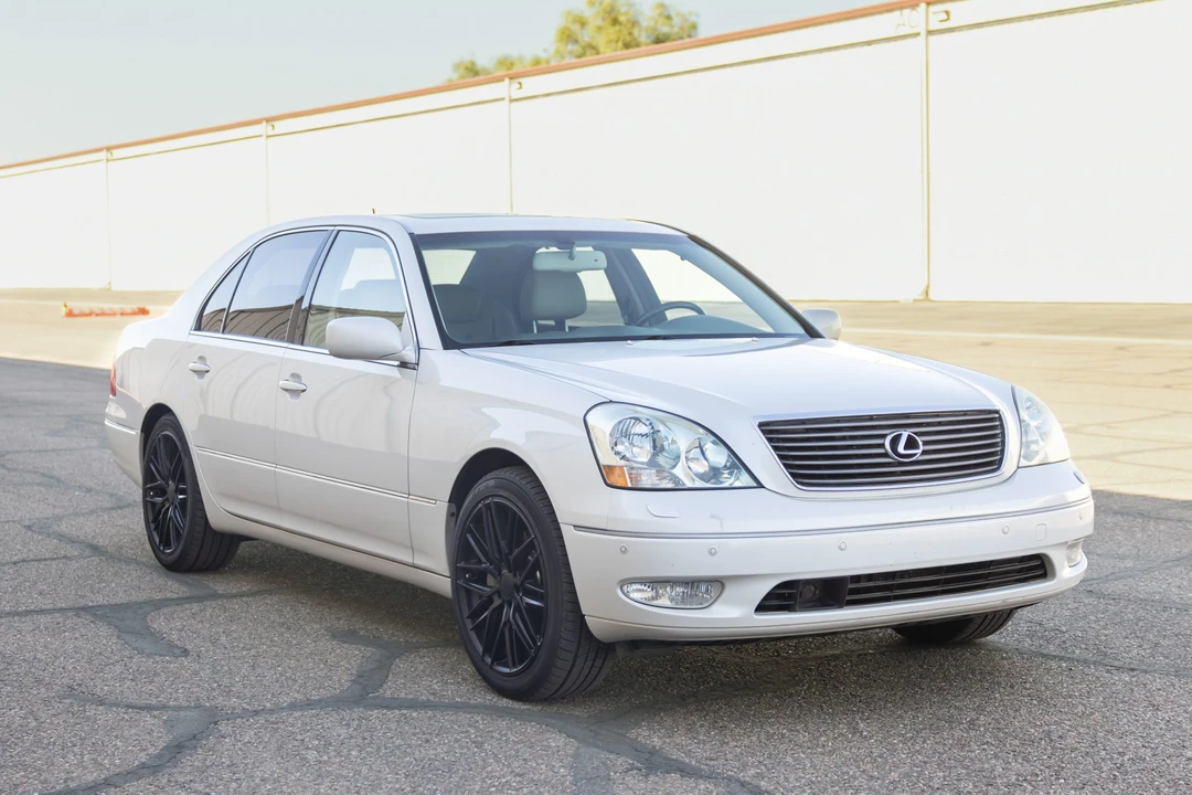 2002 Lexus LS 2nd Gen - Image 4 of 31