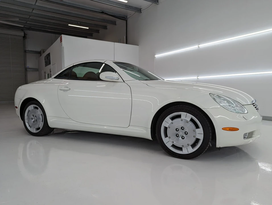 2002 Lexus SC430 - Image 10 of 31