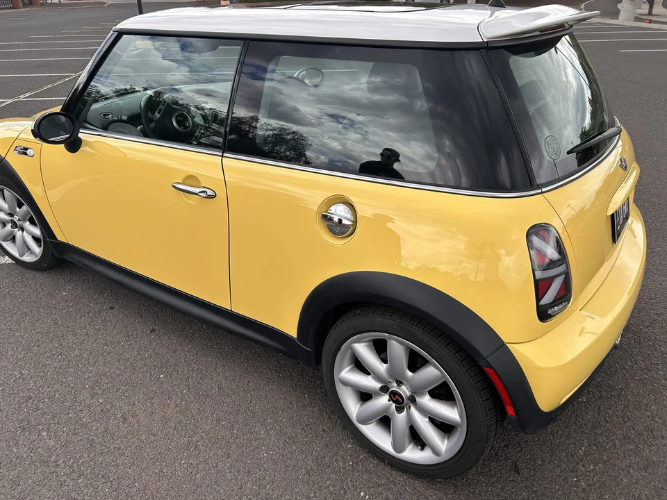 2002 Mini Mini Cooper S 1st Gen - Image 23 of 31