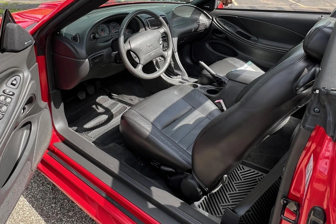 2003 Ford SN95 Mustang - Image 4 of 8